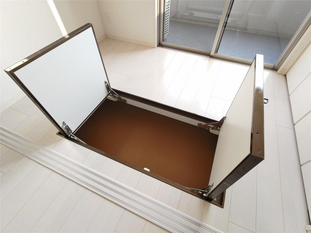 その他設備　床下収納完備??