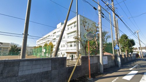 中学校　横浜市立末吉中学校（中学校）まで828m