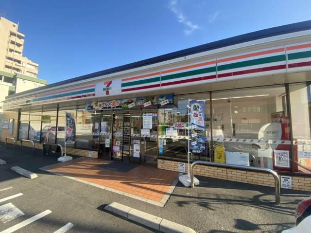 コンビニ　セブンイレブン（コンビニ）まで1990m