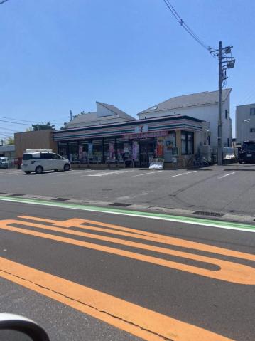 コンビニ　セブン－イレブン草加新里下町店（コンビニ）まで2375m