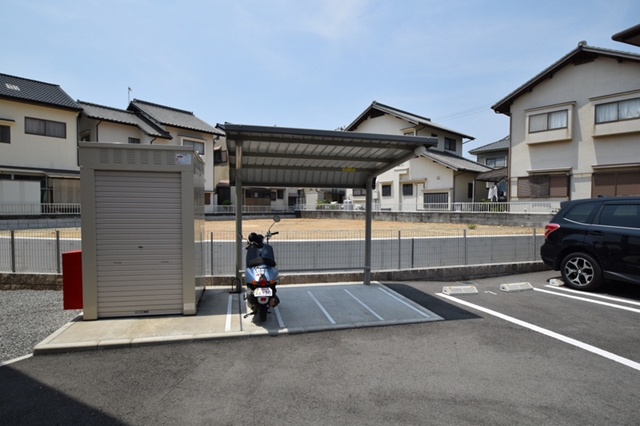 駐車場　駐輪場もバッチリ