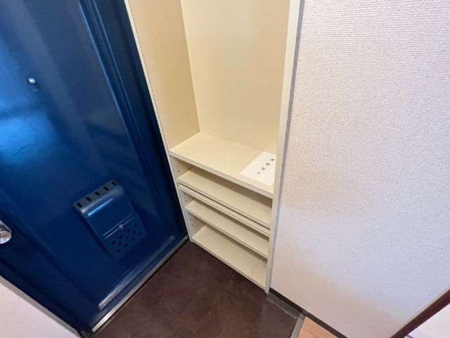 玄関　きれいに掃除されたトイレは嬉しいです。