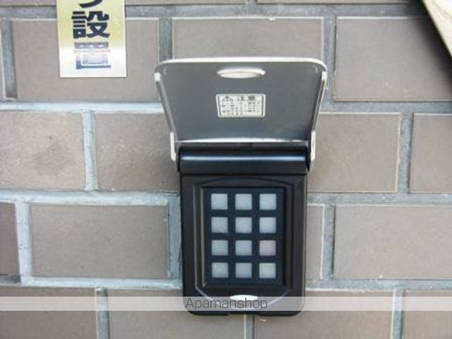 ＪＲ東海道本線 甲子園口駅 徒歩6分 3階建 築43年の外観写真