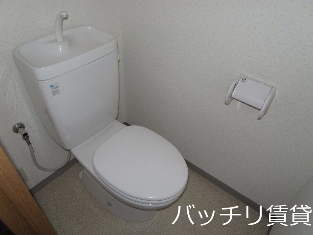 トイレ　別号室イメージの為、現状を優先致します。