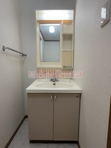 洗面設備　忙しい朝には欠かせない洗面所です