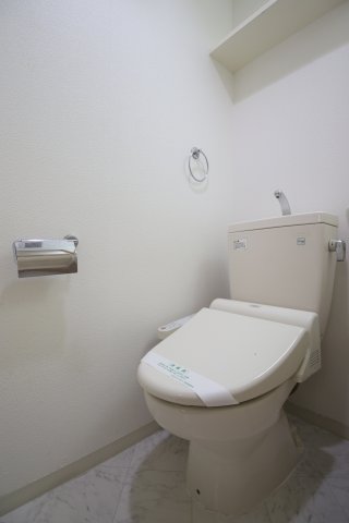 トイレ　コンパクトで使いやすいトイレです