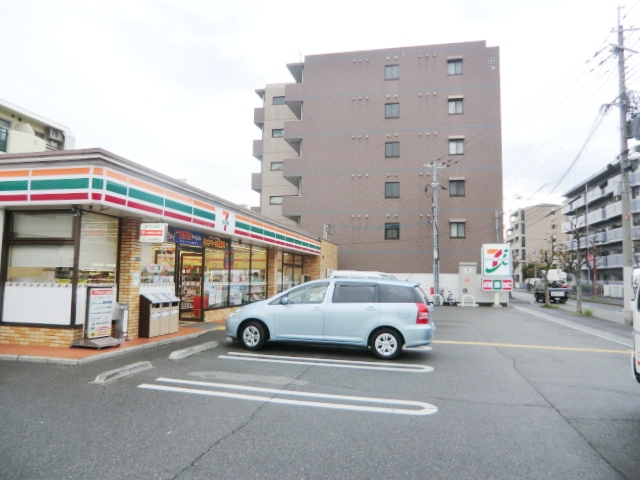 コンビニ　セブンイレブン尼崎南武庫之荘3丁目店（コンビニ）まで410m