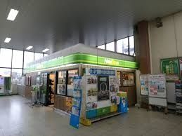 コンビニ　ニューデイズミニ船橋法典1号（コンビニ）まで300m