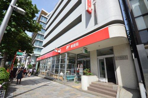郵便局　外苑前郵便局（郵便局）まで577m