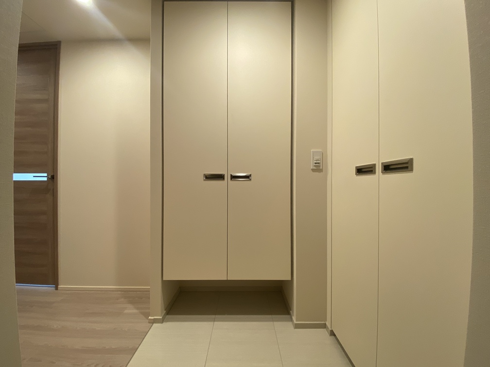 玄関　■室内参考写真