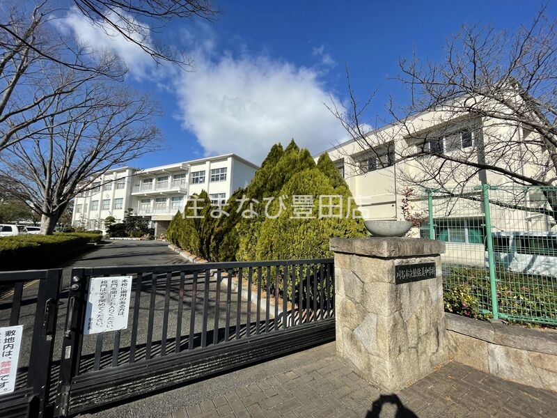 中学校　刈谷市立依佐美中学校（中学校）まで3840m