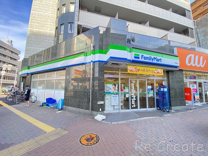 コンビニ　ファミリーマート大国町店（コンビニ）まで155m