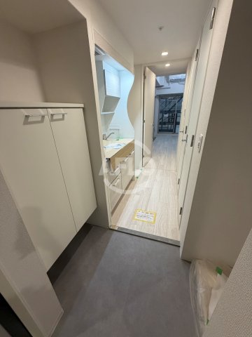 玄関　セレニテ谷町四丁目アリエ　玄関