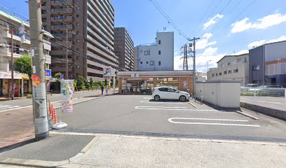 コンビニ　セブンイレブン 大阪関目2丁目店（コンビニ）まで303m