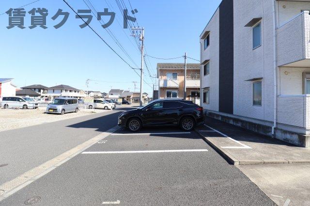駐車場　駐車スペースもあります