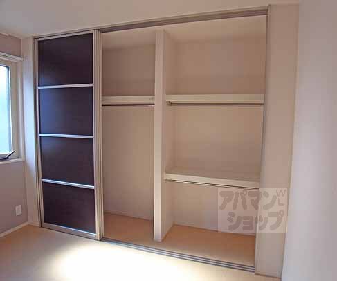 収納　沢山収納ができて便利です。