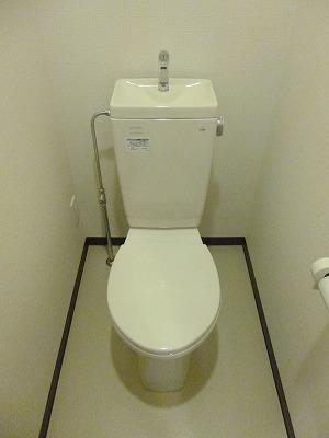 トイレ　バストイレ別