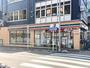 コンビニ　セブンイレブン板橋蓮根駅前店（コンビニ）まで238m