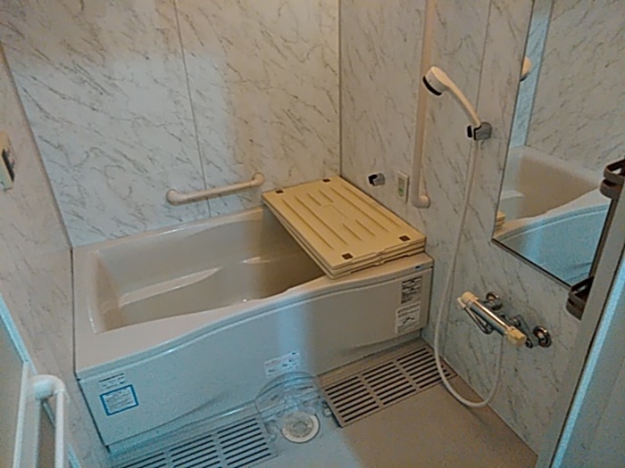 バス・シャワールーム　バス※別部屋参考写真
