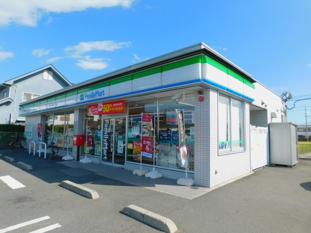 コンビニ　ファミリーマート倉敷平田店（コンビニ）まで400m