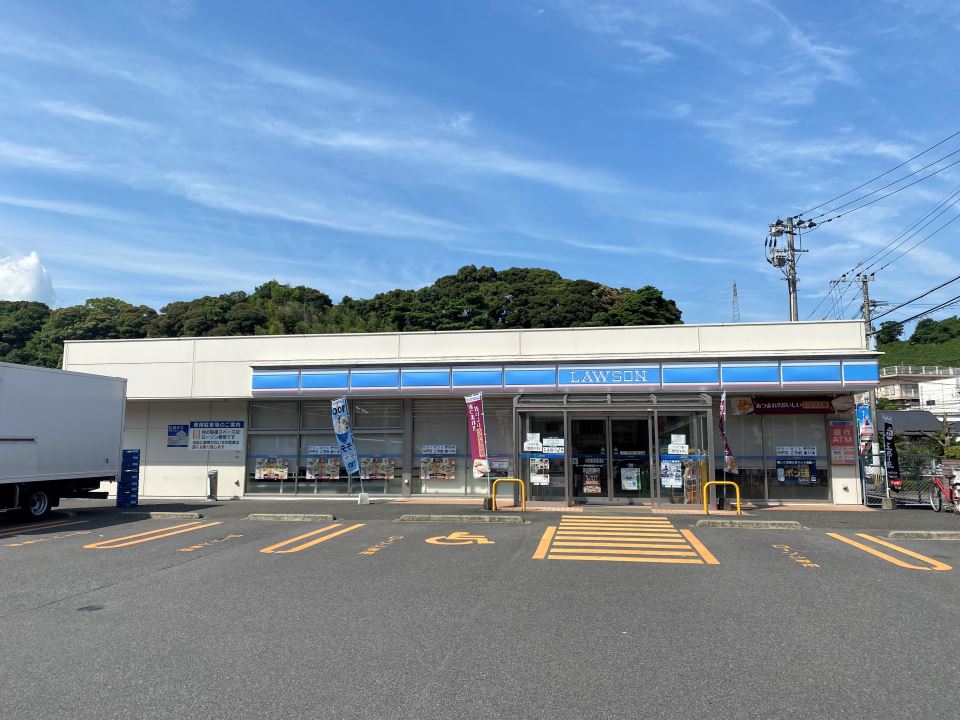コンビニ　ローソン鹿児島田上インター店（コンビニ）まで450m