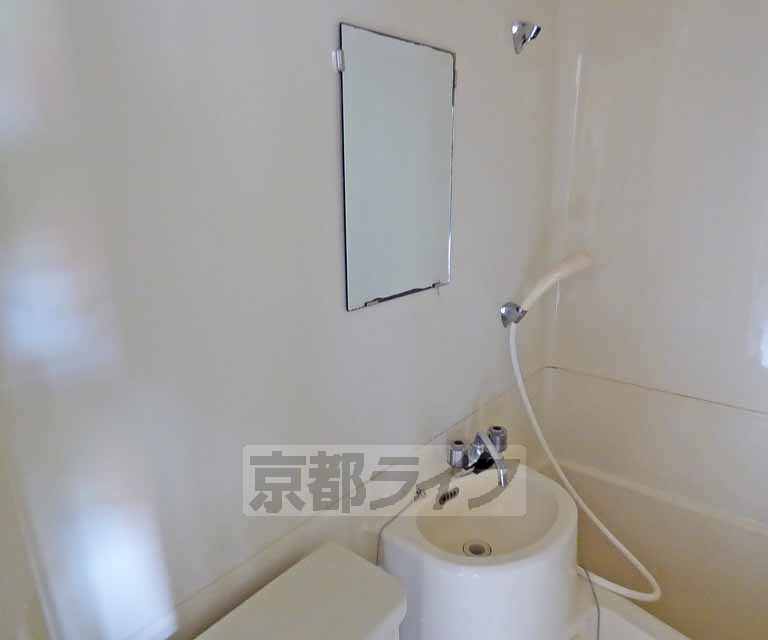 洗面設備　洗面台です。