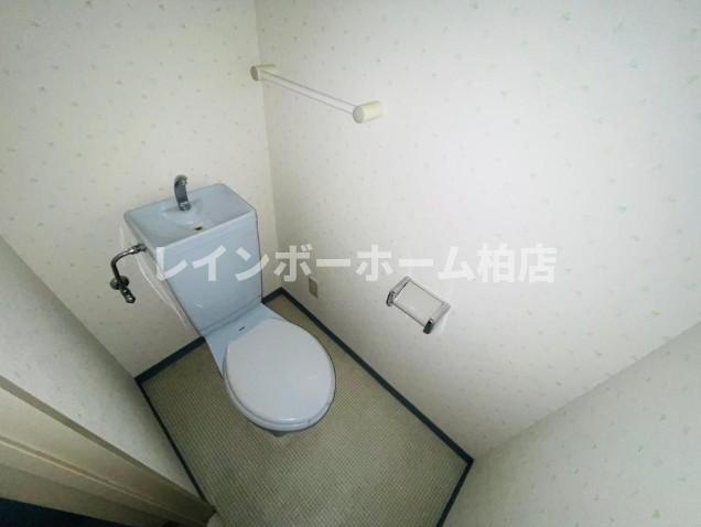 トイレ　清潔感のあるトイレです