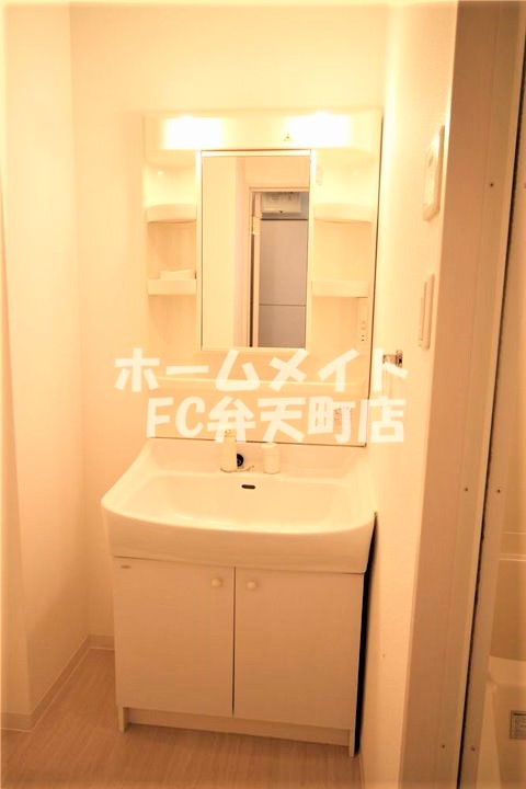 洗面設備　脱衣スペースもあります