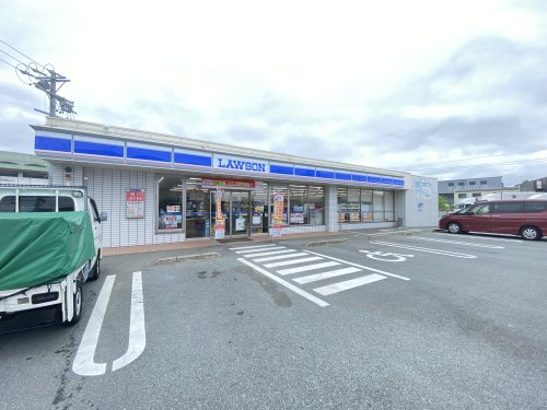 コンビニ　ローソン松阪立田町浜塚店（コンビニ）まで1355m