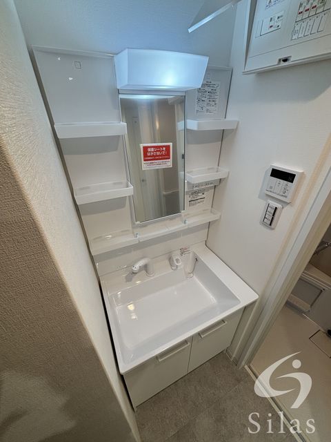 洗面設備　同仕様