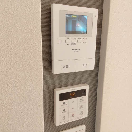 セキュリティ　モニター付きインターホンで安心