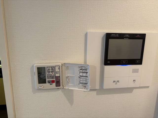 セキュリティ　来訪者の顔が見えて安心のＴＶモニターフォン付き☆