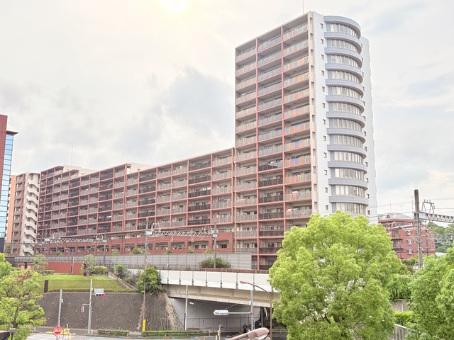 建物外観　大規模分譲マンション
