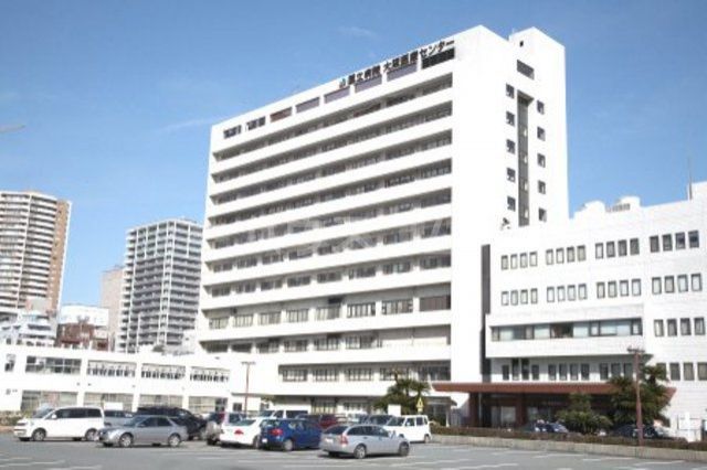 病院　国立病院機構大阪医療センター(独立行政法人)（病院）まで414m