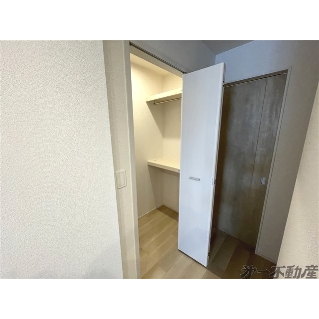 収納　ウォークインクローゼット