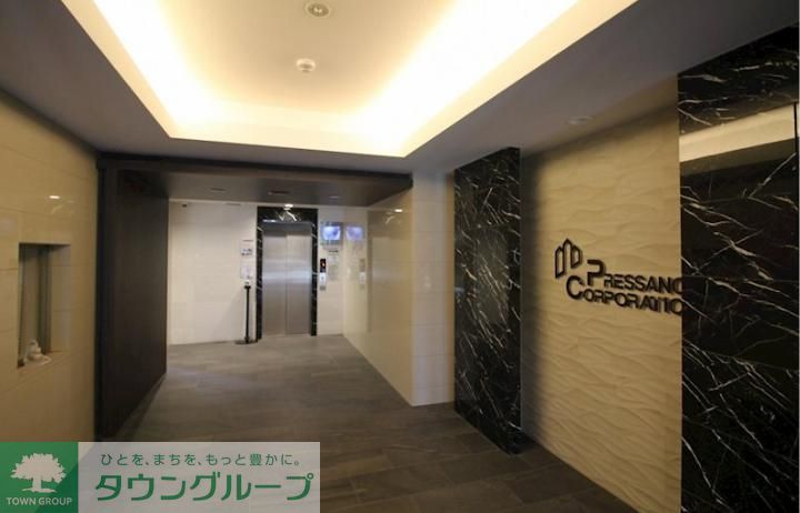 ロビー　エントランス