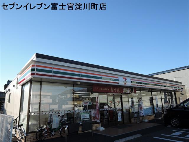 コンビニ　セブンイレブン（コンビニ）まで968m