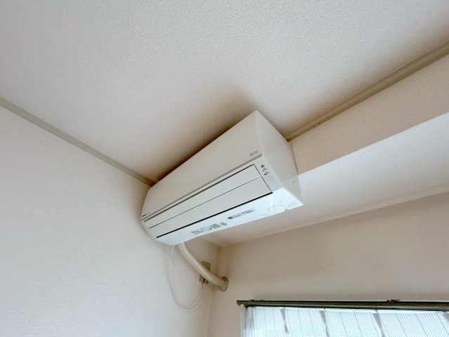 その他設備　エアコンがはじめからついているのはお得ですね。
