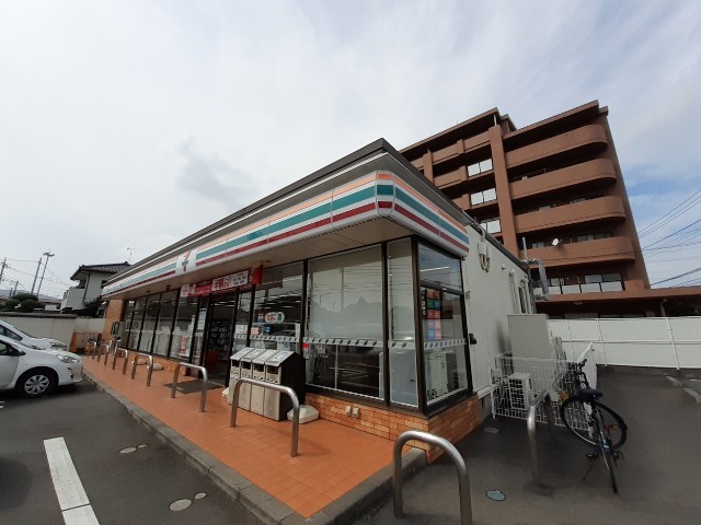 その他　セブンイレブン稲吉東店まで300m