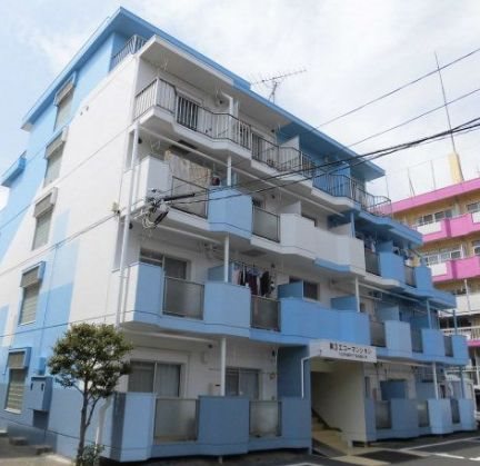 建物外観　八王子駅へ徒歩でもバスでも通えます。