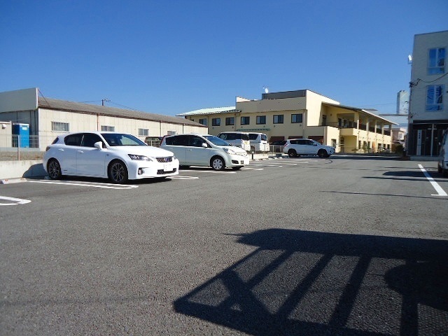 駐車場　配置図