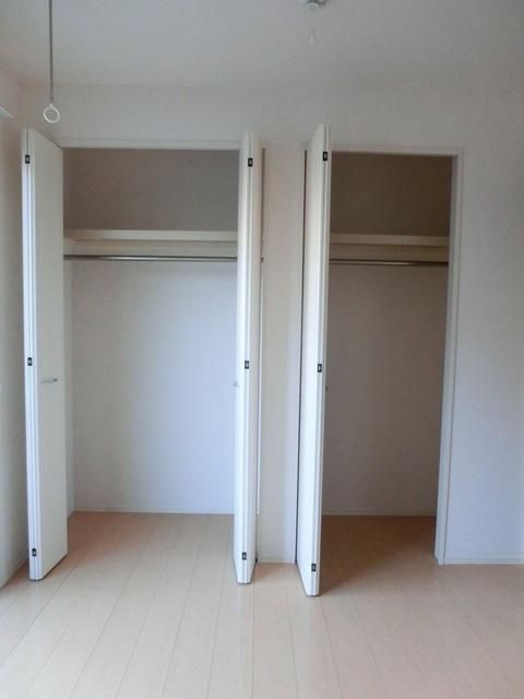 収納　クローゼット