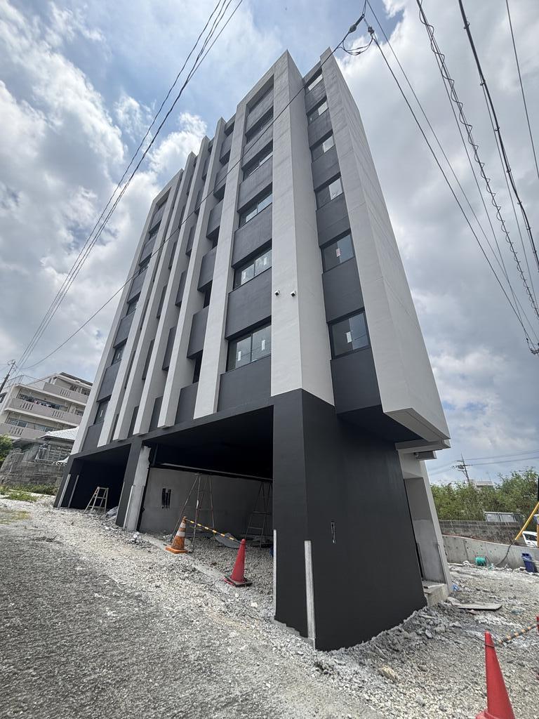 建物外観　建築中外観