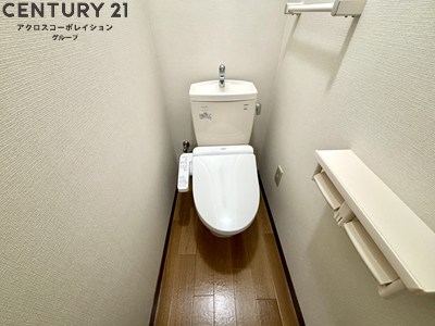 トイレ　ウォシュレット付きのトイレです♪