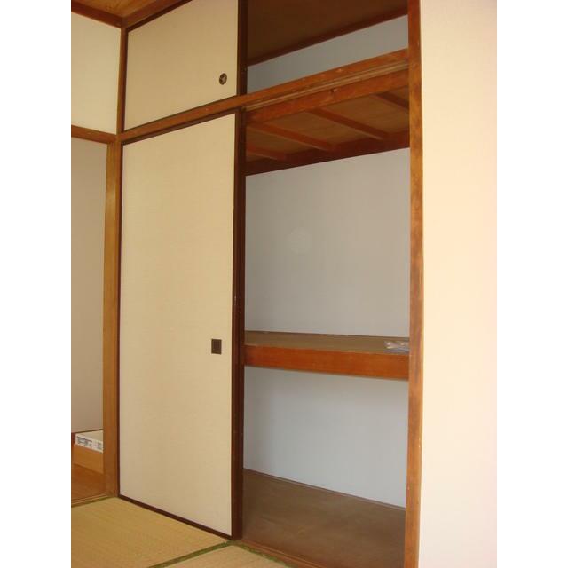 収納　和室の天袋付き押入