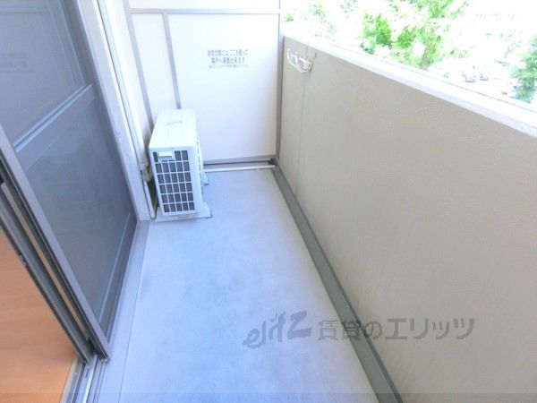 バルコニー　ベランダ