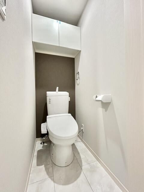 仙台市地下鉄南北線 長町一丁目駅 徒歩15分 3階建 築1年のトイレ写真