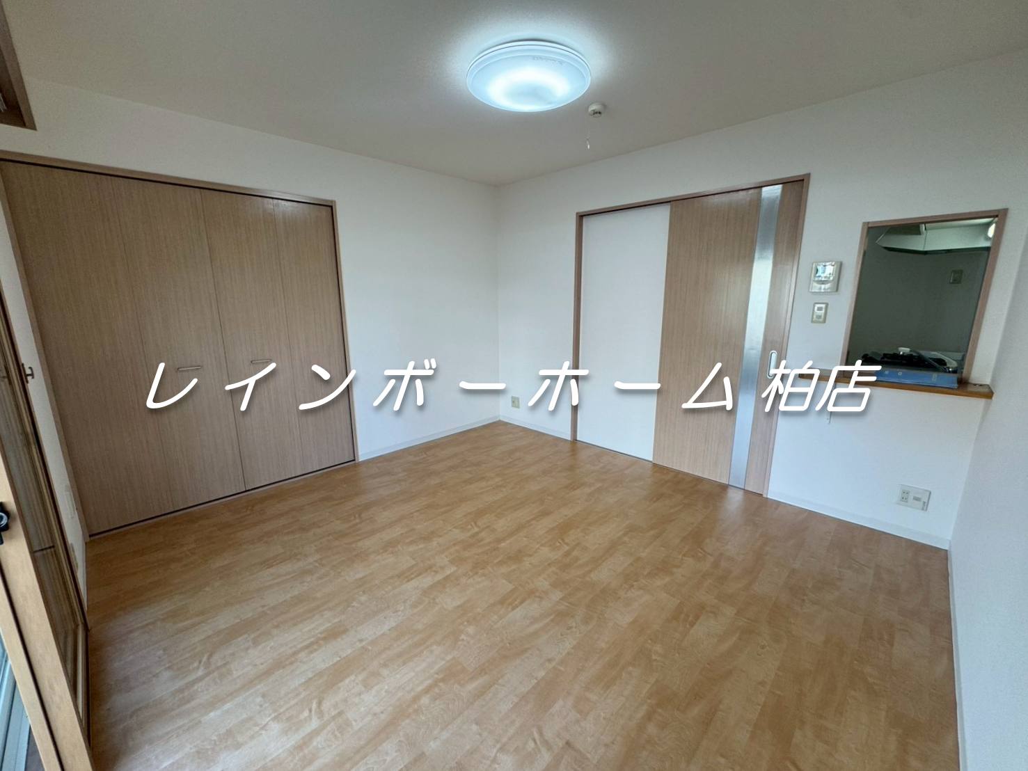 居室・リビング　別部屋参考写真です
