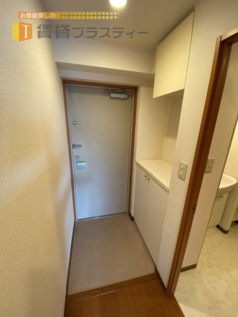 玄関　シューズボックス付き。