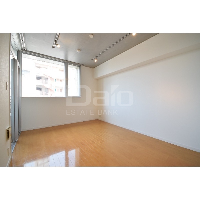 居室・リビング　※写真は同タイプ別部屋です。